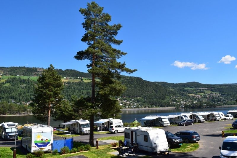 Fagernes Camping kampeerplaatsen