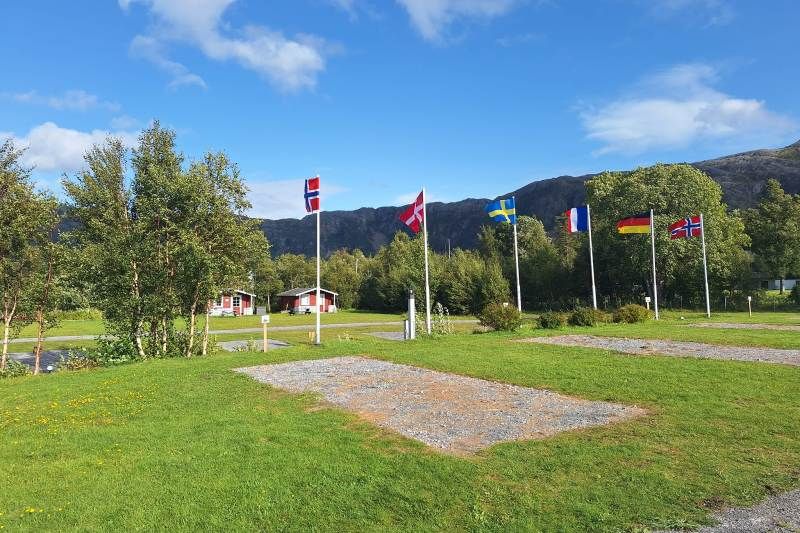 Holm Camping Bindalseidet uitzicht hytter