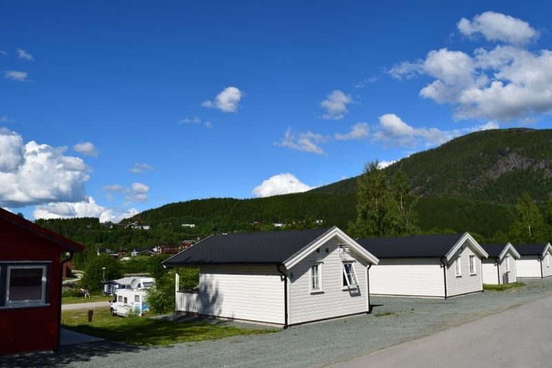 Langnes Camping Grond keukentje, hytter en uitzicht