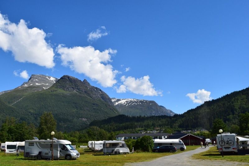 Lo-Vik Camping Kampeerplaatsen en uitzicht