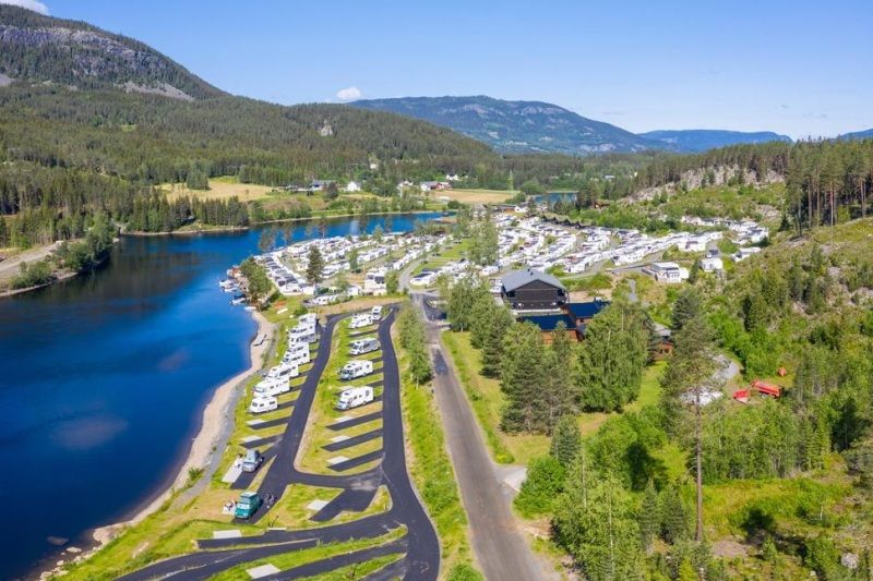 PlusCamp Aurdal Fjordcamping plaats aan het water