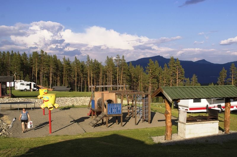 Randsverk Camping speeltuin en grillplaats
