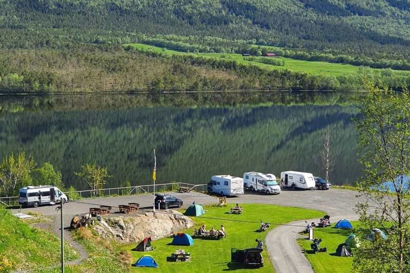 Skogly Camping Eide ligging