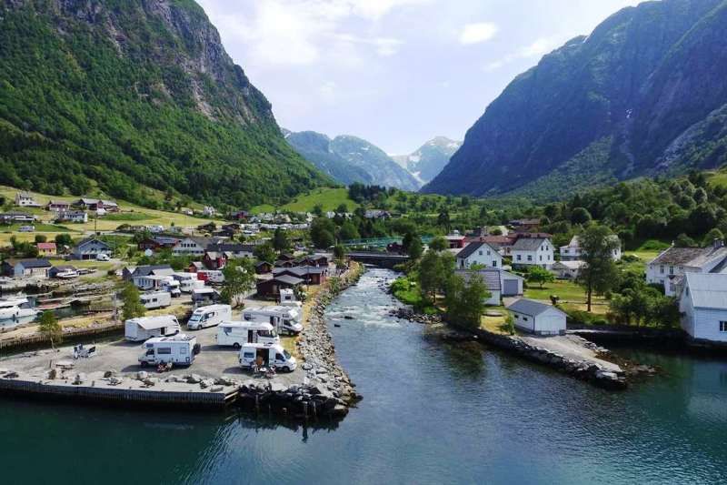 Sundal Camping Mauranger ligging